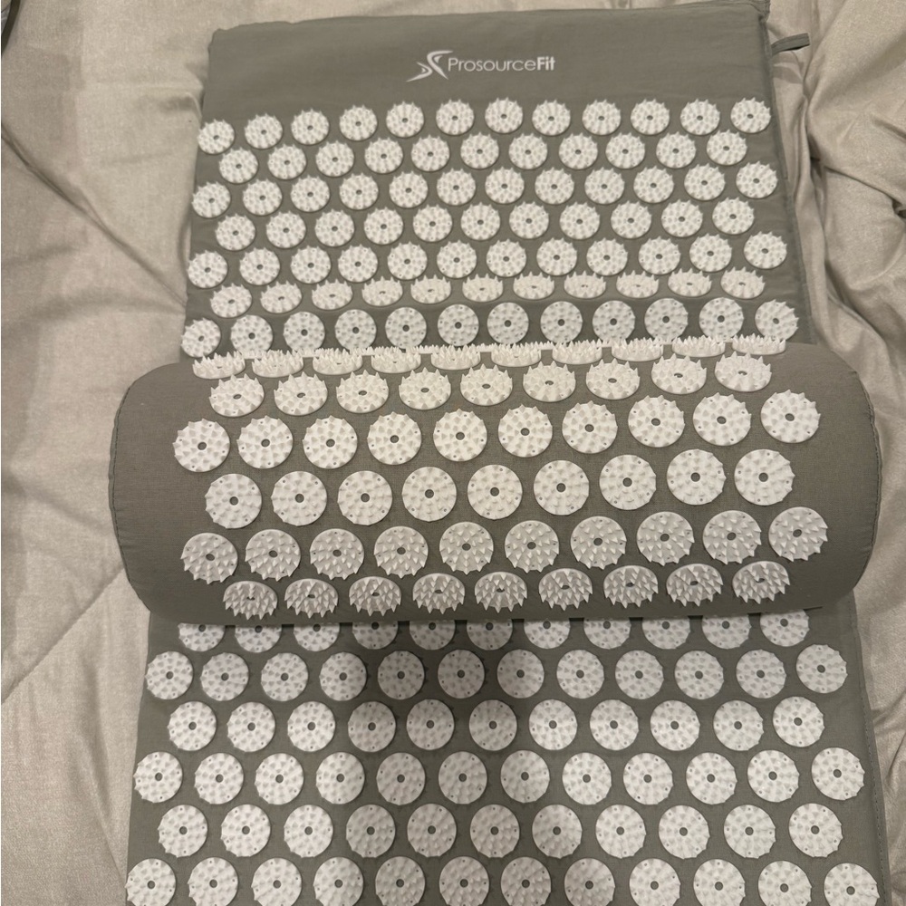 ProsourceFit Acupressure Mat and Pillow Set - Gray and White
